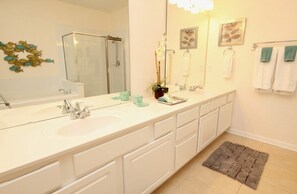 Condo, 3 habitaciones | Baño