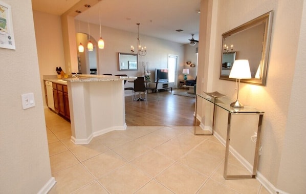 Condo, 3 Bedrooms | Interior