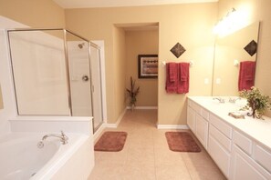 Bathroom - 12-103 3 Bedroom Home by RedAwning (Orlando)