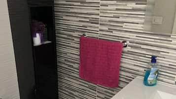 Bathtub