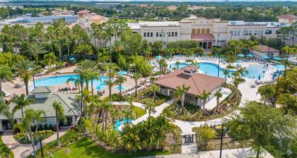 Spring Lakeview 3 Bedroom Condo by RedAwning