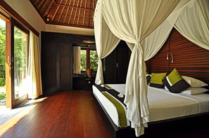 2 bedrooms - Two Bedrooms Villa With Private Pool, Large Landscape Garden and Kitchen (Karangasem)