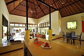 Miscellaneous - Two Bedrooms Villa With Private Pool, Large Landscape Garden and Kitchen (Karangasem)