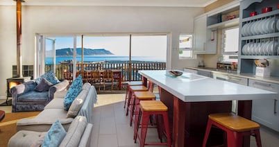 Luxury Coastal self-catering Living with Unforgettable False Bay Views.