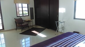 Ev, 3 Yatak Odası, Sigara İçilebilir, Balkon | 4 yatak odası
