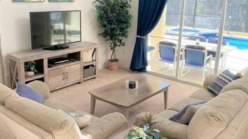 獨棟房屋, 4 間臥室 | 客廳 | 電視