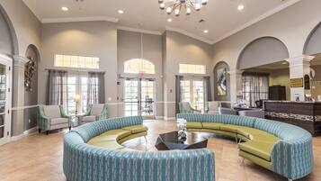 Condo, 3 Bedrooms | Interior