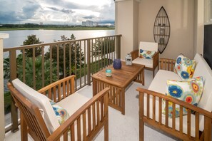 Condo, 3 Bedrooms | Interior