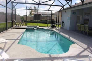 Piscine extérieure