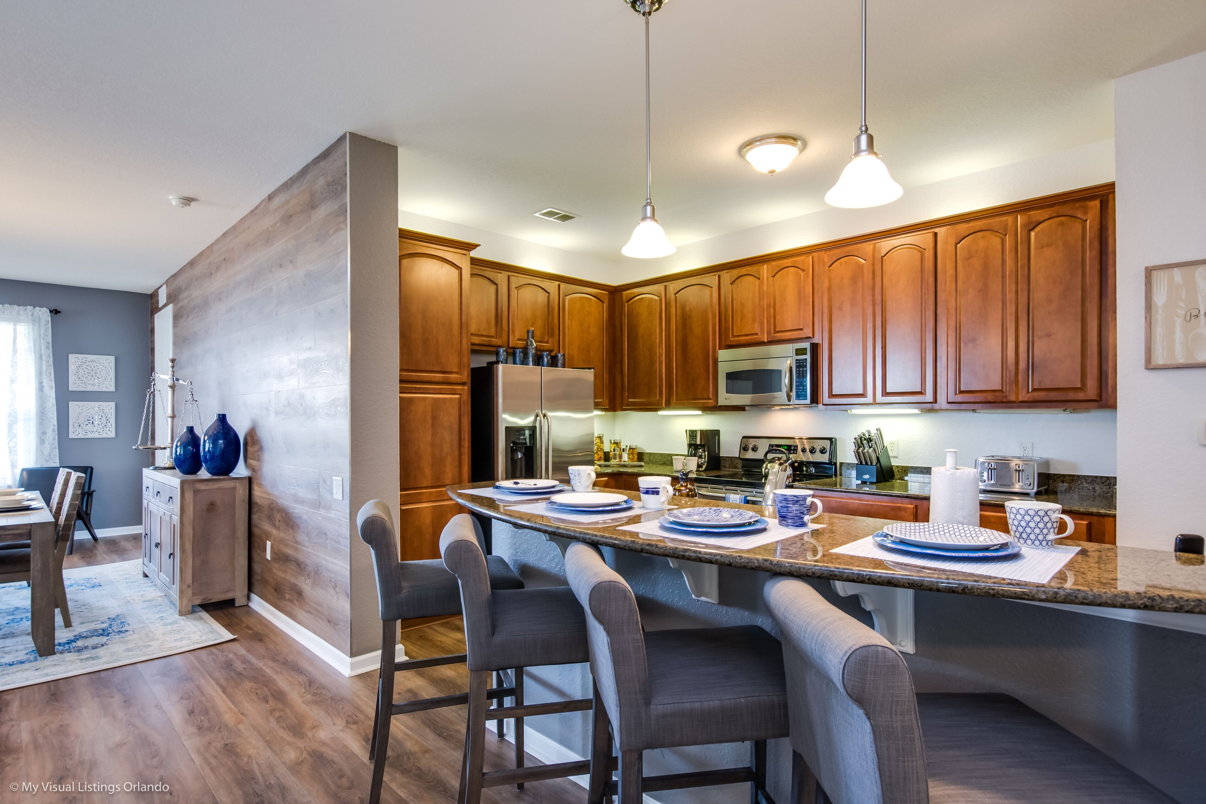 Condo, 2 Bedrooms | Private kitchen | Fridge, oven, coffee/tea maker, toaster