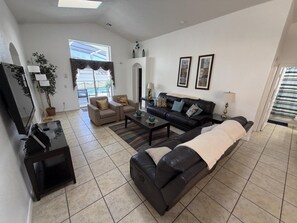 House, 5 Bedrooms | Living area - Fl Special!! Daisy's Den 5 Bedroom Villa by RedAwning (Kissimmee)