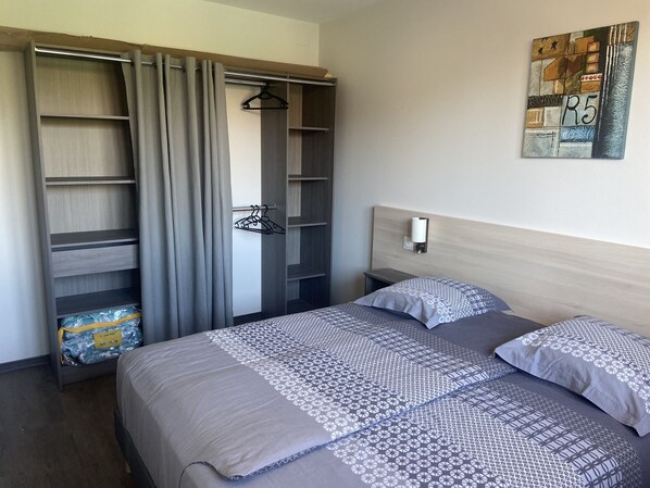 2 habitaciones, wifi y ropa de cama