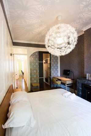 1 bedroom, soundproofing, iron/ironing board, Internet
