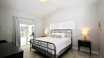 5 bedrooms, iron/ironing board, free WiFi