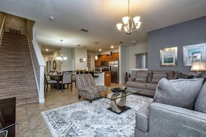 Townhome, 5 Bedrooms | Interior