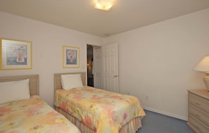 Unclassified image, 5 of 26, button - Greater Groves-4 Bedrooms Home W/pool-5204GG Home by RedAwning (Clermont)