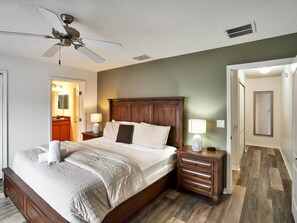 Townhouse, 4 kamar tidur | 4 kamar tidur, setrika/meja setrika, dan Wi-Fi gratis