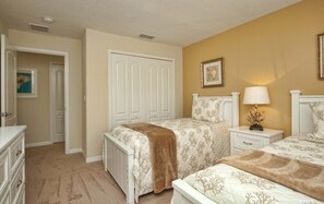 Townhouse, 4 kamar tidur | 4 kamar tidur, setrika/meja setrika, dan Wi-Fi gratis