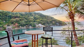 Villa, Multiple Bedrooms, Smoking, Private Pool | Outdoor dining