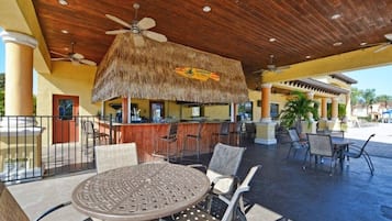 Resortwoning, 5 slaapkamers | Zwembad