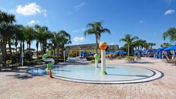 Resortwoning, 5 slaapkamers | Zwembad