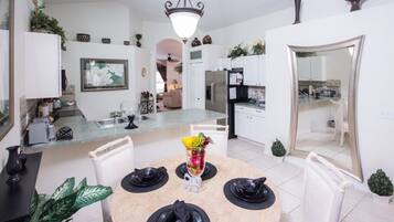 獨棟房屋, 4 間臥室 | 4 間臥室、免費無線上網、床單