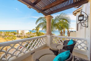 Property grounds - C301 Oceanview Penthouse with infinity pool and jacuzzi (San Jose del Cabo)
