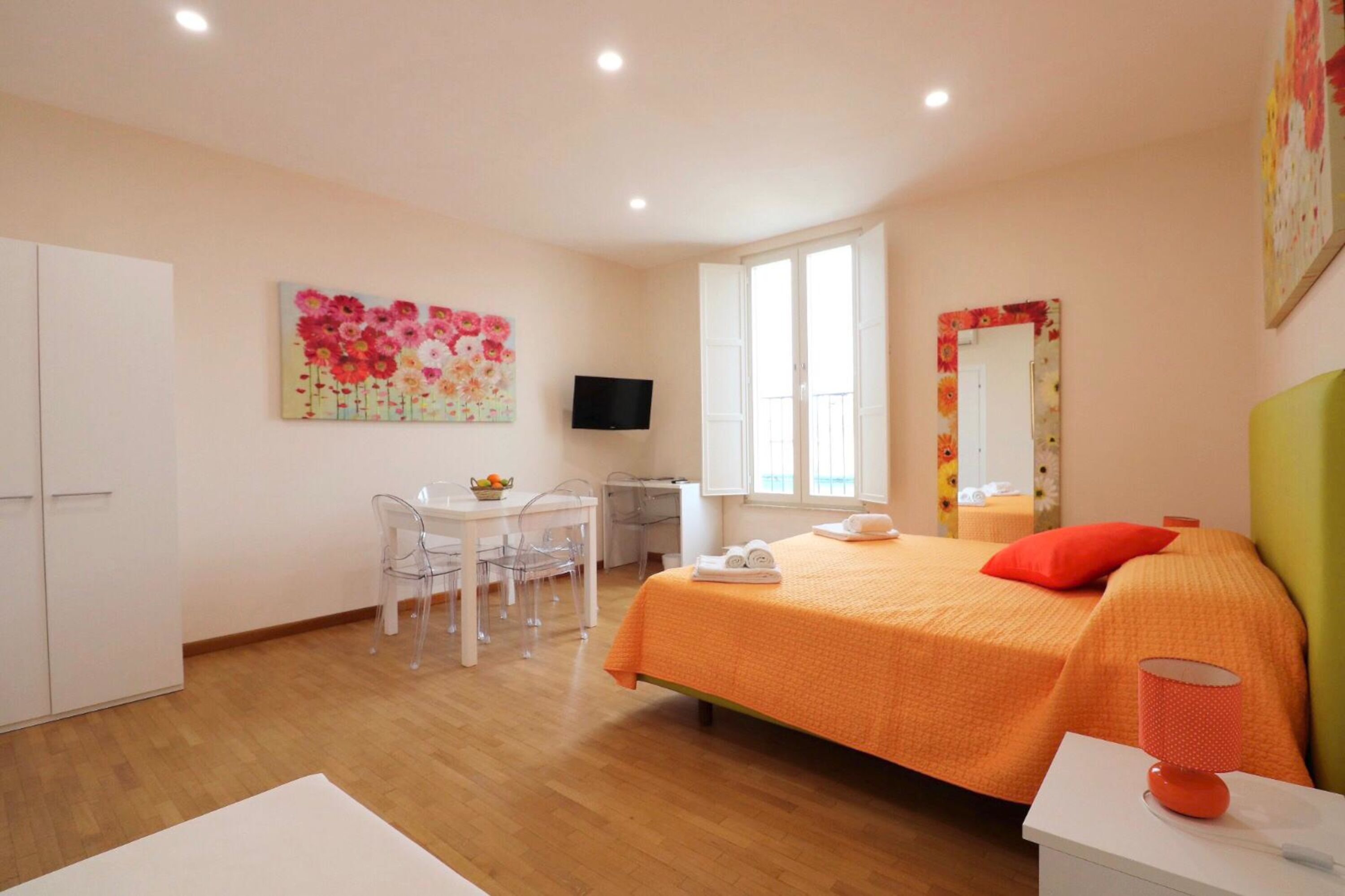 City appartement, 1 slaapkamer | Verduisterende gordijnen, een strijkplank/strijkijzer, gratis babybedden