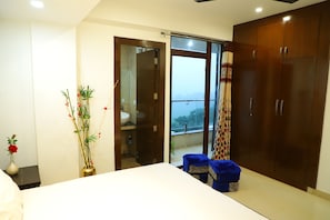 Appartement, 3 chambres, accessible aux personnes à mobilité réduite, fumeurs | 4 chambres, fer et planche à repasser, draps fournis