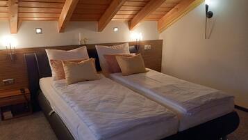 1 chambre, bureau, chambres insonorisées, fer et planche à repasser