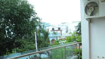 Condo, 3 Bedrooms, Accessible, Smoking | Balcony