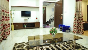 Living room - The Most Beautiful Property Of Rishikesh (Rishikesh)
