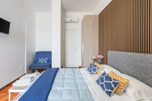 Quarto clássico | Frigobar, Wi-Fi de cortesia, roupa de cama