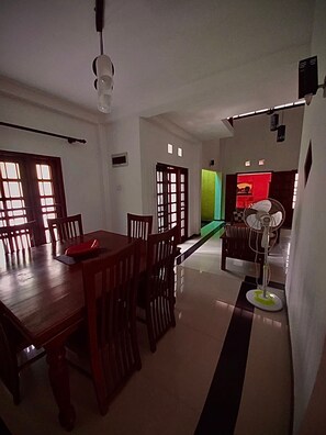 Villa, 2 Bedrooms, Smoking, Private Pool | Dining - Luxury Villa Costanza (Hikkaduwa)