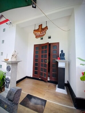 Villa, 2 Bedrooms, Smoking, Private Pool | Exterior detail - Luxury Villa Costanza (Hikkaduwa)