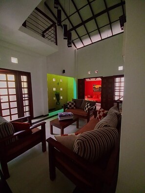 Villa, 2 chambres, fumeurs, piscine privée | Salle de séjour