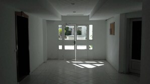 Apartment, 3 Bedrooms, Smoking, Balcony | Front of property - Rent Apartment F4 Richly Furnished In Tunis (La Soukra)