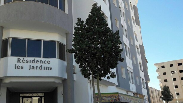 Apartment, 3 Bedrooms, Smoking, Balcony | Property entrance - Rent Apartment F4 Richly Furnished In Tunis (La Soukra)