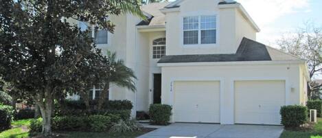 Villa, 5 Bedrooms | Exterior