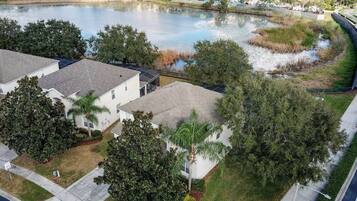 Vila, 6 quartos | Fachada