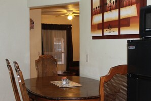 Casa, 3 habitaciones, para fumadores, hidromasaje | Interior