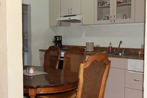 Ferienhaus, 3 Schlafzimmer, Raucher, Whirlpool | Innenbereich
