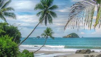 Villa, 2 Bedrooms, Patio, Garden View | Pantai