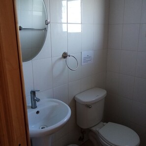 Bungalow, 1 Bedroom | Bathroom