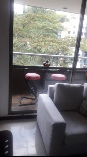 Departamento, 2 habitaciones, para fumadores, balcón | Balcón