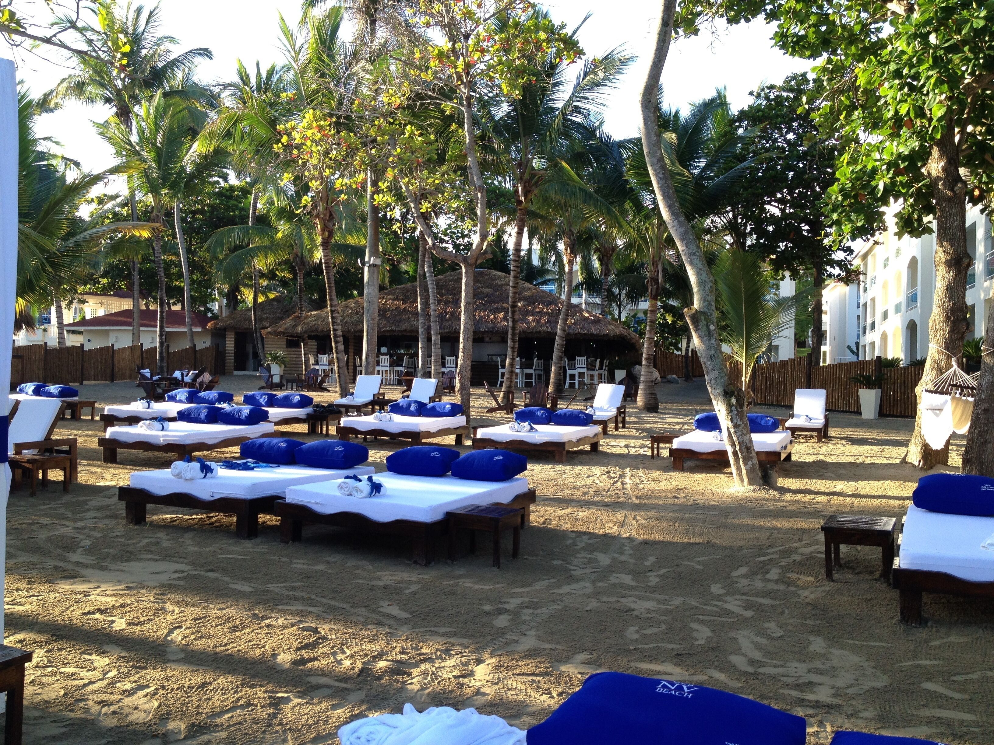 Apartment, 1 Bedroom, Smoking, Balcony | Beach