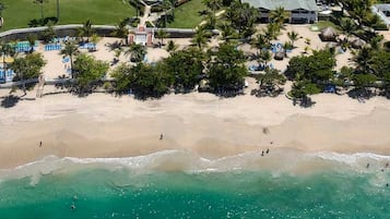 Apartment, 1 Bedroom, Smoking, Balcony | Beach