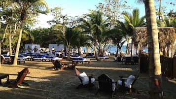 Apartment, 1 Bedroom, Smoking, Balcony | Beach