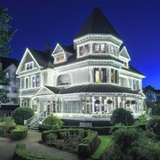 Pendray Inn & Tea House
