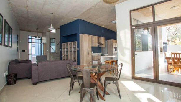 Living area - Helio Place (Windhoek)